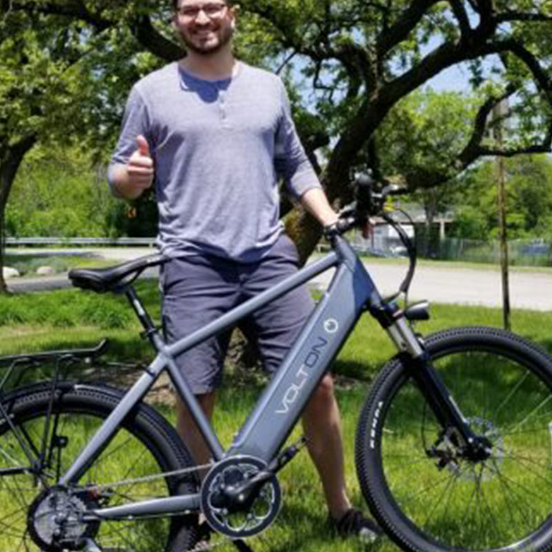 Josh’s new Alation 500 electric bike rolling around Lake Geneva and Chicago